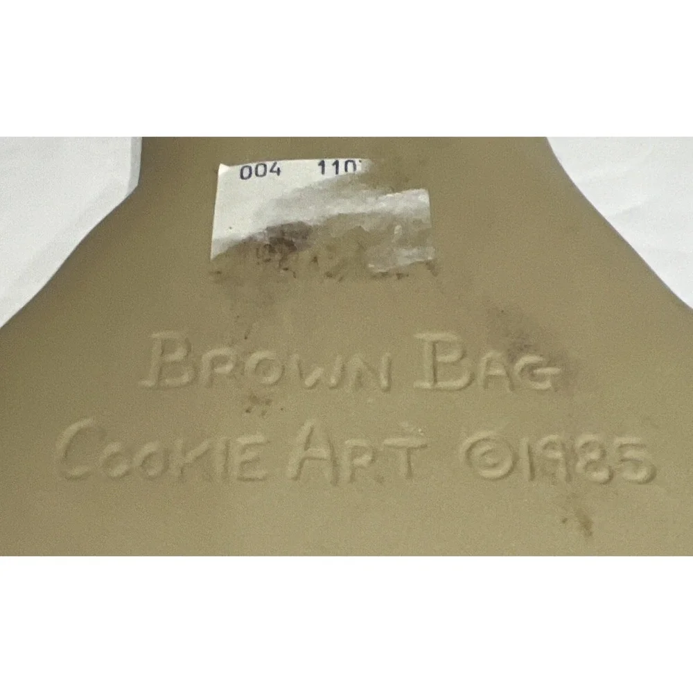 Vintage 1985 Brown Bag Cookie Art Stoneware Raggedy Ann Mold